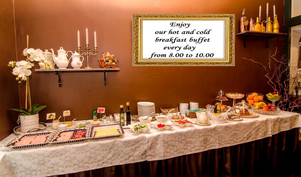 Trubarjev Art Boutique Hotel Ласко Экстерьер фото
