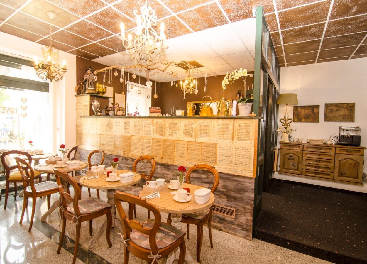 Trubarjev Art Boutique Hotel Ласко Экстерьер фото