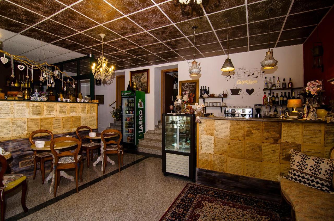 Trubarjev Art Boutique Hotel Ласко Экстерьер фото