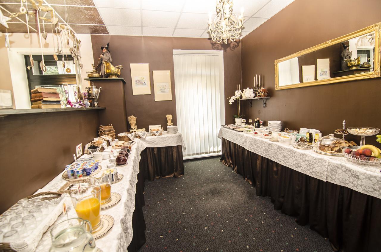 Trubarjev Art Boutique Hotel Ласко Экстерьер фото