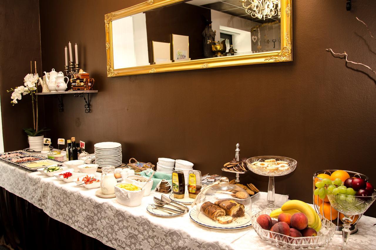 Trubarjev Art Boutique Hotel Ласко Экстерьер фото