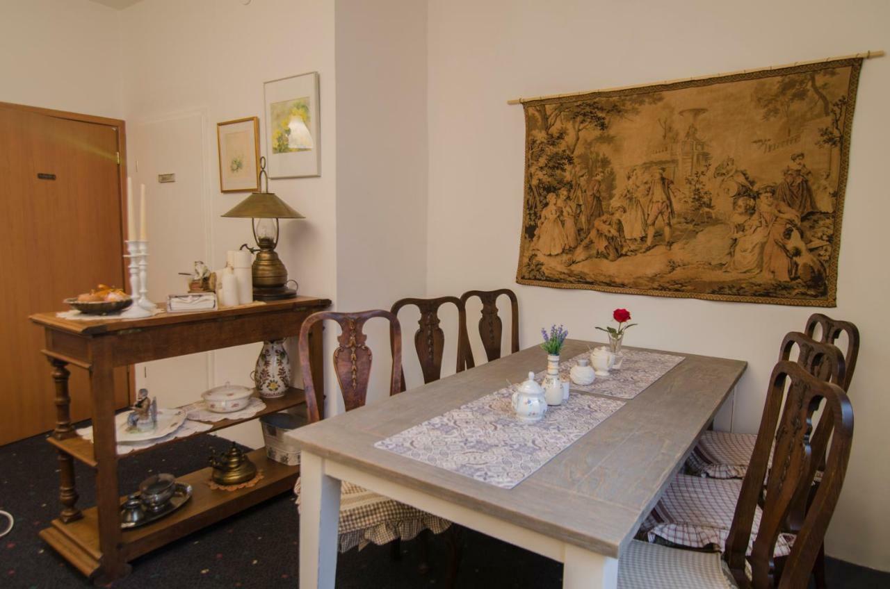 Trubarjev Art Boutique Hotel Ласко Экстерьер фото