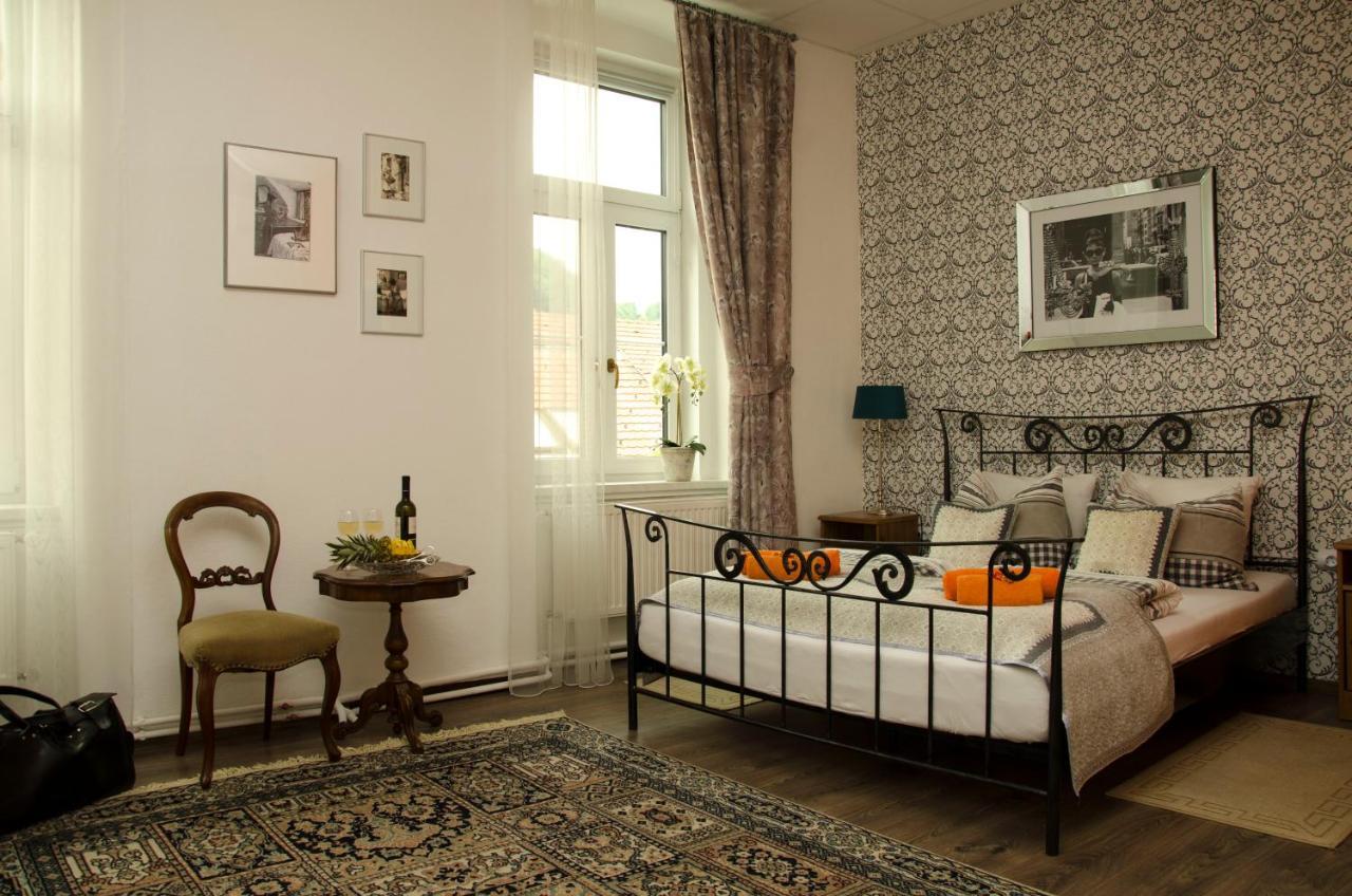 Trubarjev Art Boutique Hotel Ласко Экстерьер фото